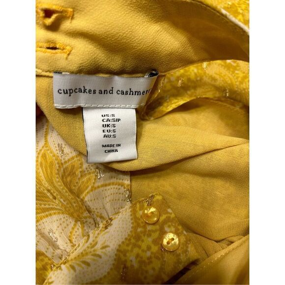 Cupcakes & Cashmere Size Small Halter Top Yellow Gold Flecks Floral - Picture 6 of 10